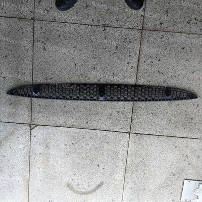 988025 GRILLE-LOWER-TK ZWART,SP de onderste hoes van de THERMO KING T-600M, T-800M, T-1000M, T-680Pro, T-880Pro, T-1080Pro