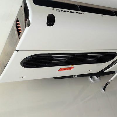 Thermo King UT-serie UT-R EXTREME-koelinstallatie vervangen UT-1200 geïnstalleerd op luchthaventransfertruck